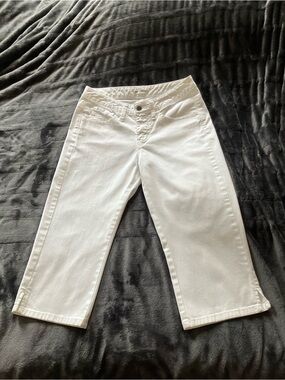 Lee denim capris white size 4P